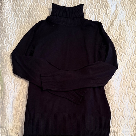 BCBGMaxAzria Black Ribbed Turtleneck Sweater  Medium - Picture 2 of 4